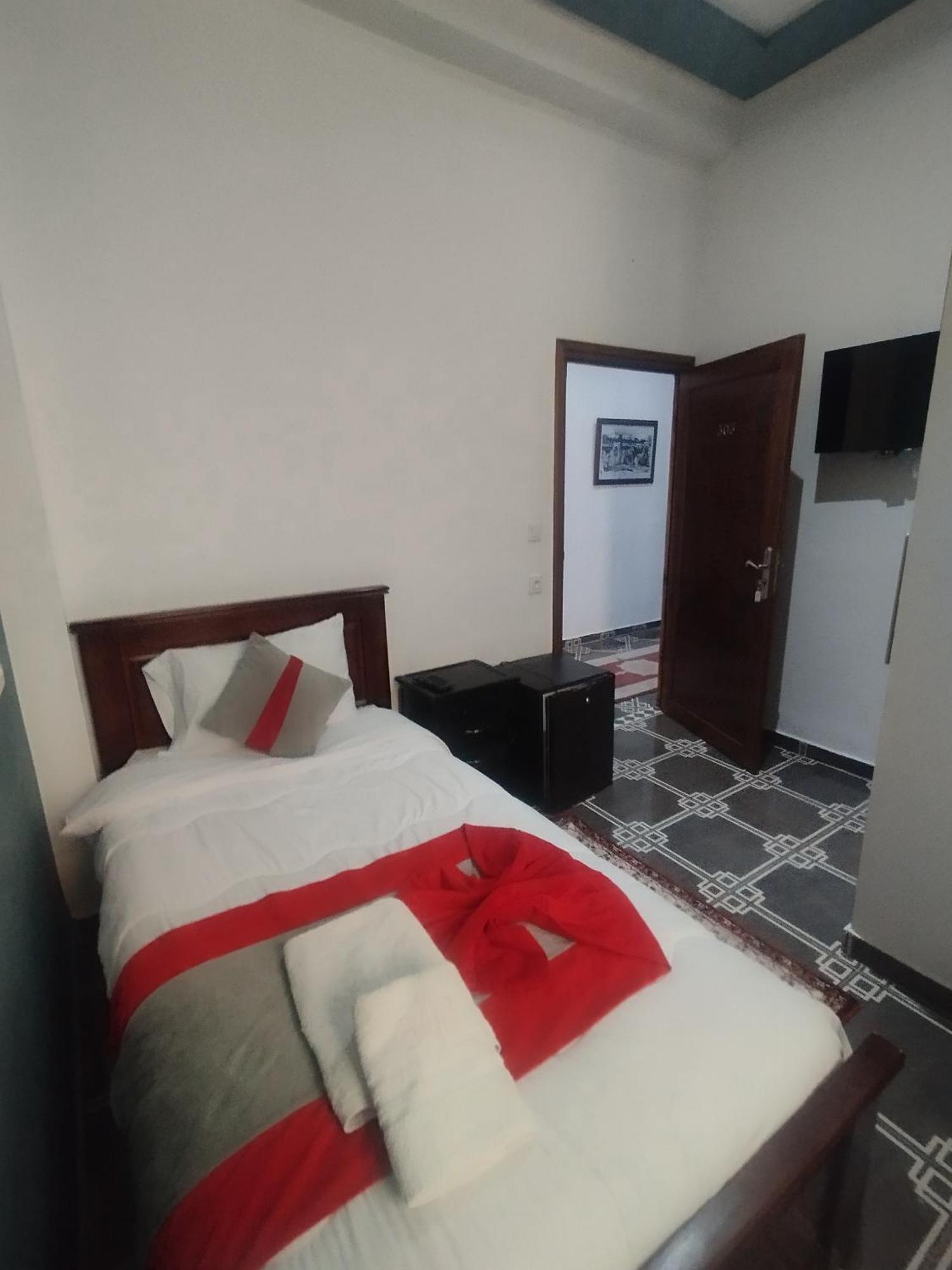 Hotel Biarritz Tanger Eksteriør billede