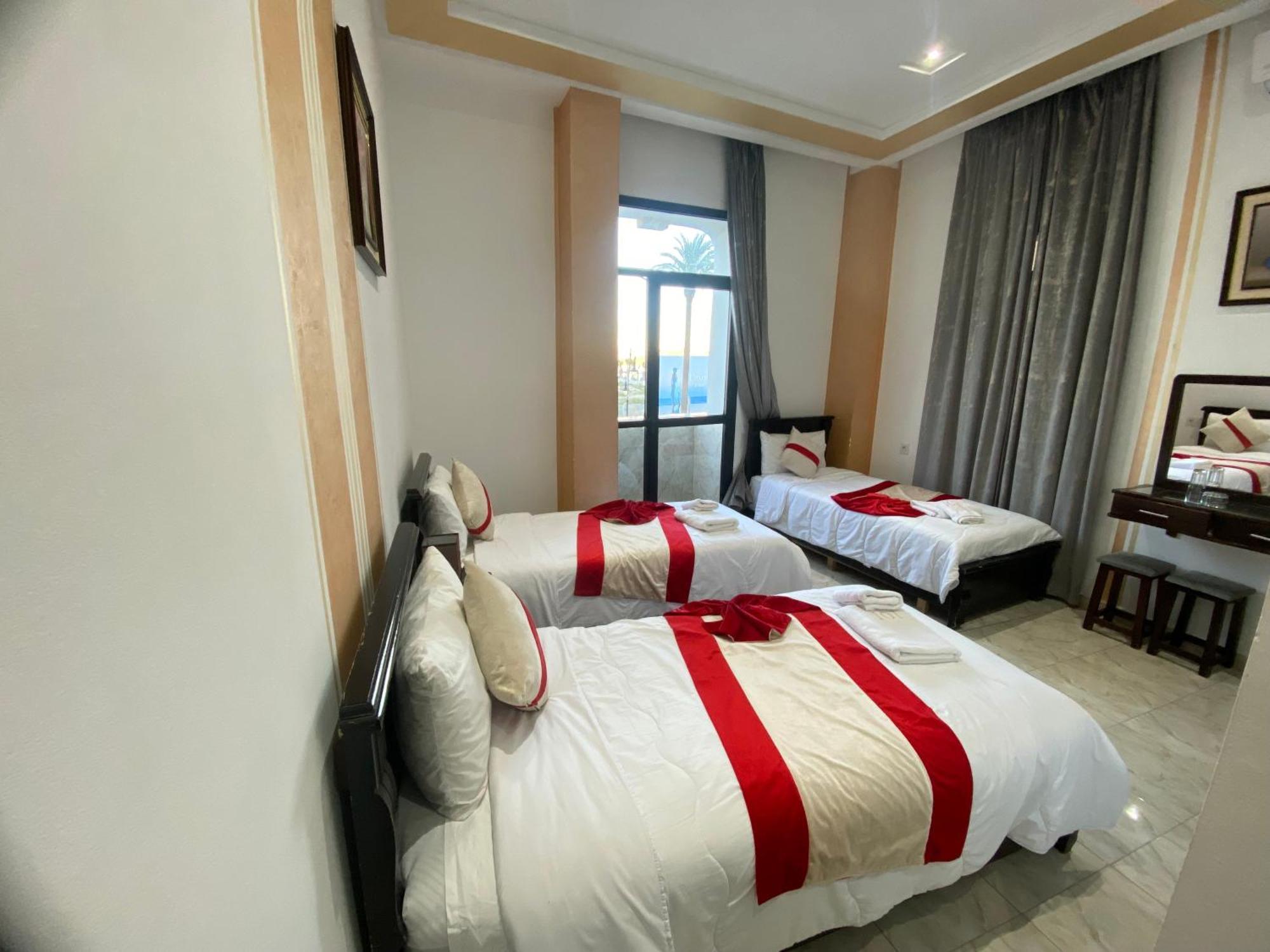 Hotel Biarritz Tanger Eksteriør billede